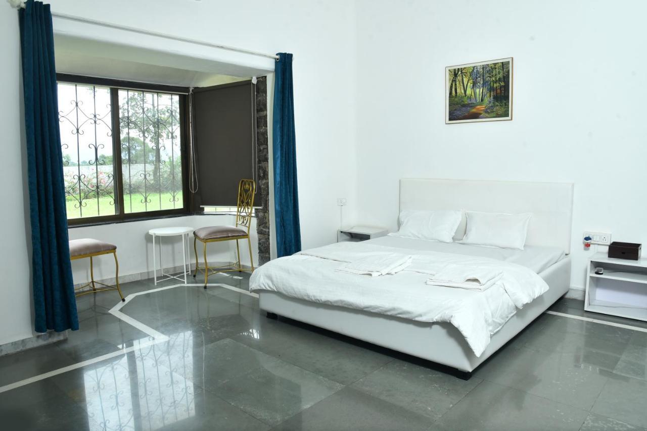 Whispering Woods Villa And Eco Farms Lonavala Luaran gambar